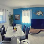 Volcera فيلة باكار