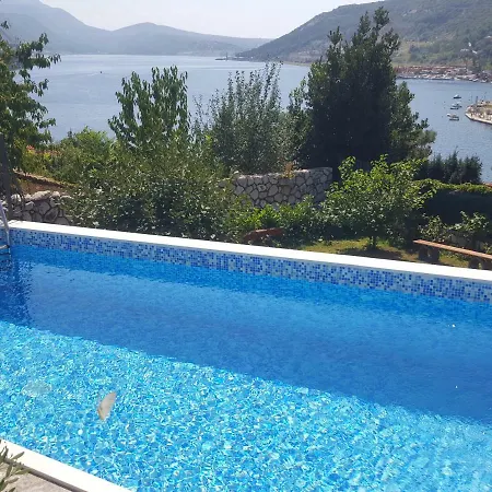 Volcera 빌라 바카