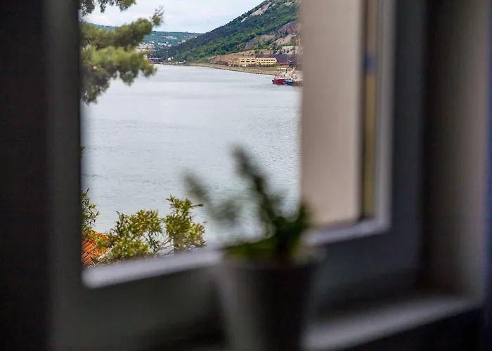 别墅 Volcera 巴卡尔